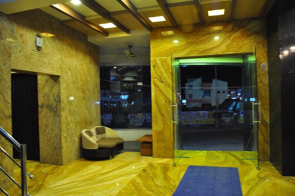 Sivamurugan Hotel Kumbakonam Luaran gambar