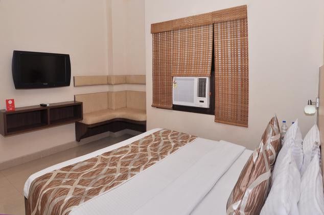 Sivamurugan Hotel Kumbakonam Luaran gambar