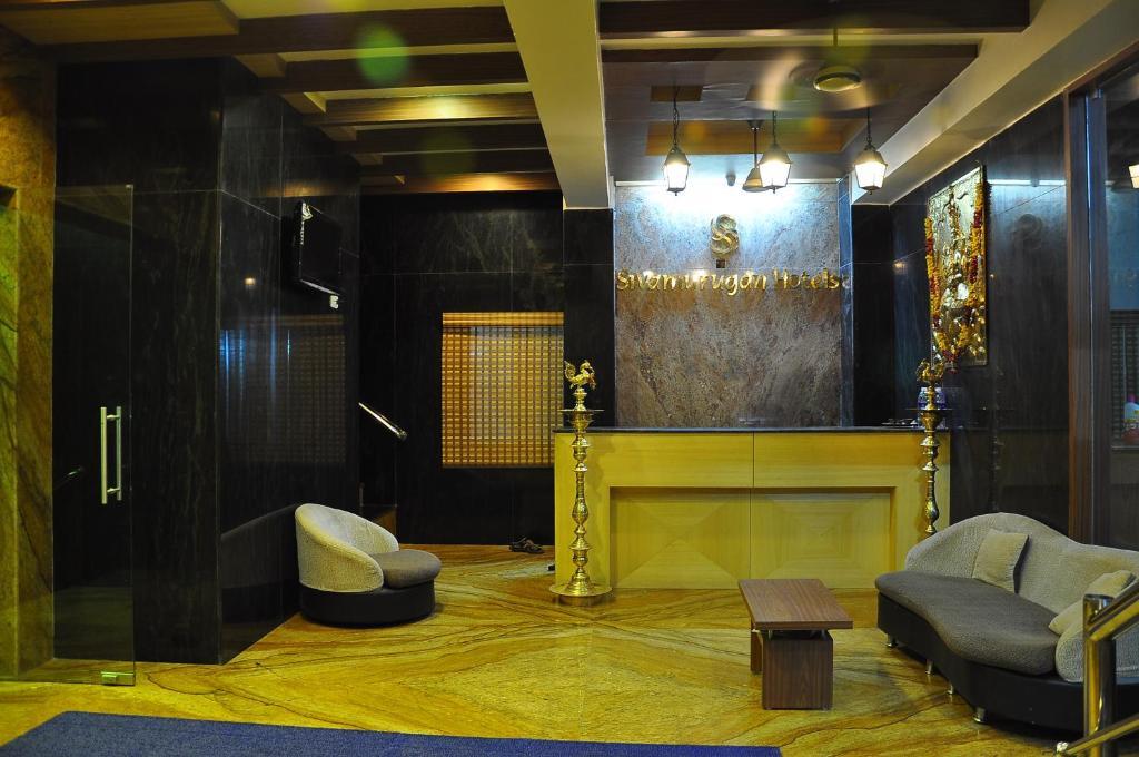 Sivamurugan Hotel Kumbakonam Luaran gambar