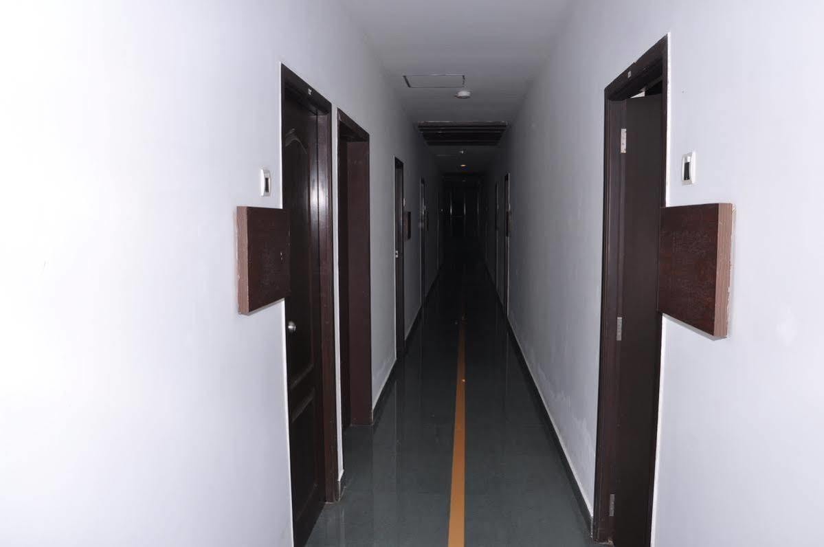 Sivamurugan Hotel Kumbakonam Luaran gambar